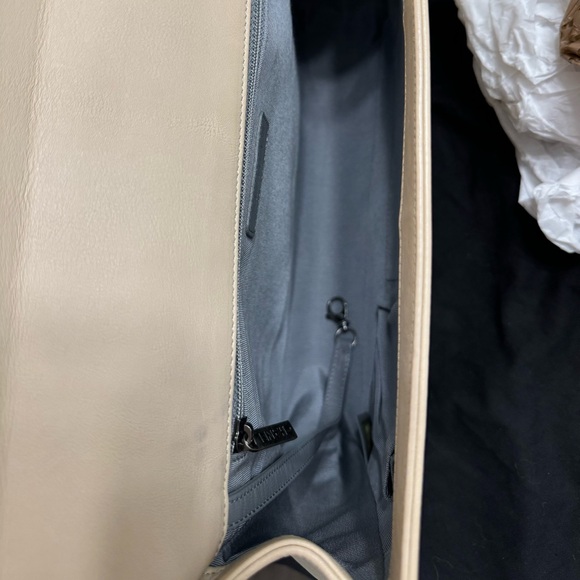 Large Chanel Boy Bag!!! - Picture 7 of 16